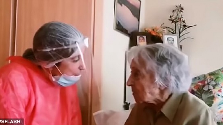 Cụ bà 113 tuổi ở Tây Ban Nha chiến thắng Covid-19