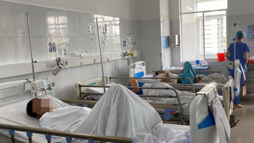 Phạt 2 hộ kinh doanh 180 triệu đồng sau vụ 230 người ngộ độc ở Đà Nẵng