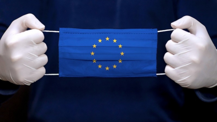 EU thông qua danh sách “các quốc gia an toàn”, không bao gồm Mỹ
