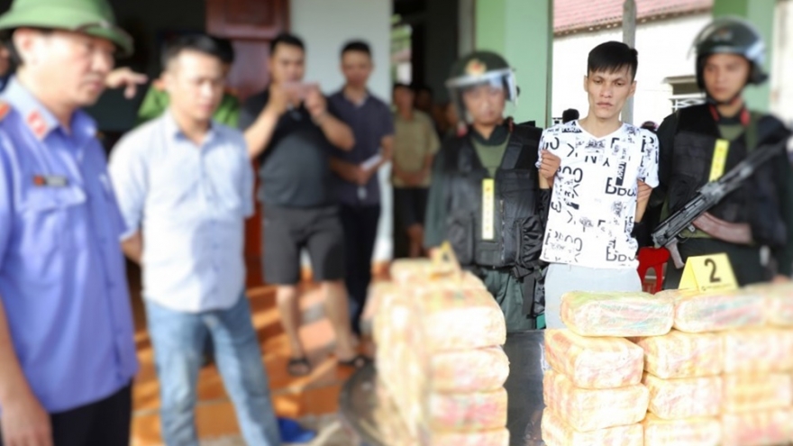 Bắt “ông trùm” đứng sau vụ vận chuyển 2 ba lô chứa đầy ma túy