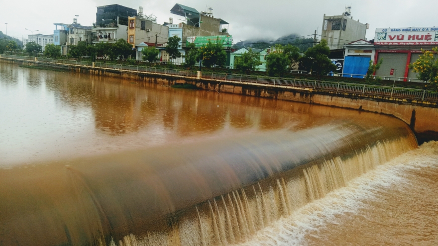 Sơn La liên tục phát cảnh báo lũ quét, sạt lở đất