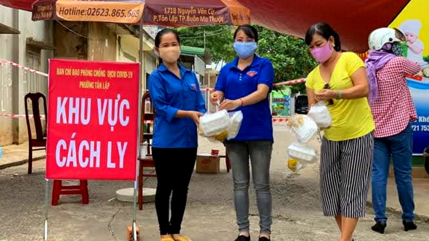 Ấm lòng với Bếp cơm xã hội giữa mùa dịch Covid-19