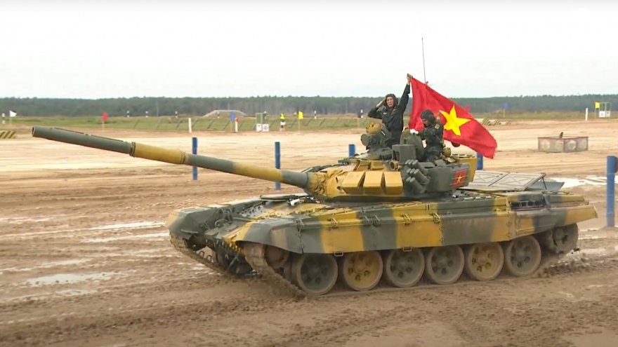 Đội tuyển xe tăng Việt Nam về đích đầu tiên trong ngày ra quân tại Army Games