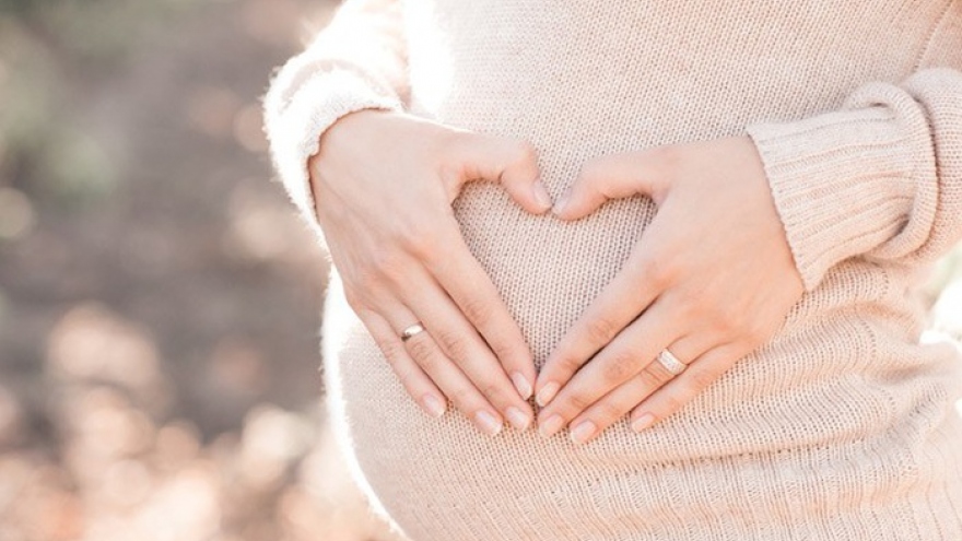 Những bệnh có thể truyền sang con trong quá trình mang thai