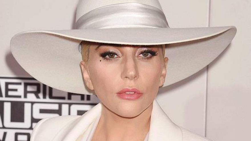 Lady Gaga huy động số tiền hơn 800 tỷ đồng chống đại dịch Covid-19