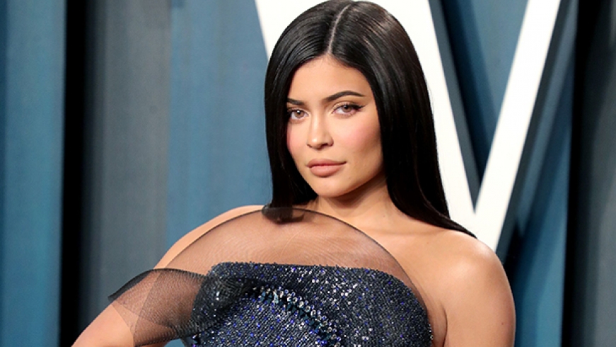 Mặc tranh cãi, Kylie Jenner giữ vững ngôi vị tỷ phú tự thân trẻ nhất