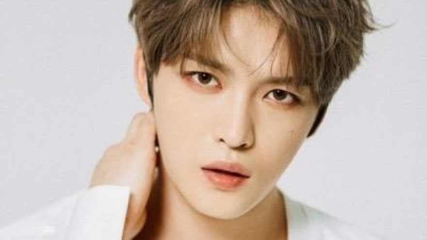 Hơn 11.000 người kiến nghị xử phạt Kim Jae Joong vì nói dối mắc Covid