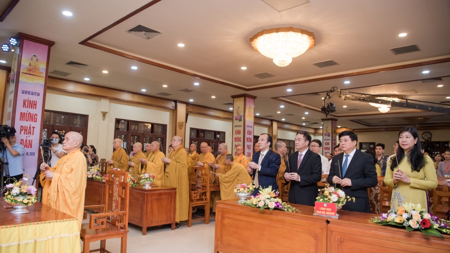 Toàn cảnh Đại lễ Phật đản 2020 tại chùa Quán Sứ, Hà Nội