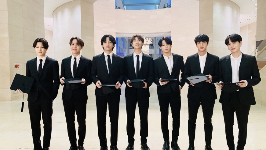 BTS tham dự lễ tốt nghiệp ảo cùng cựu Tổng thống Obama, Beyoncé