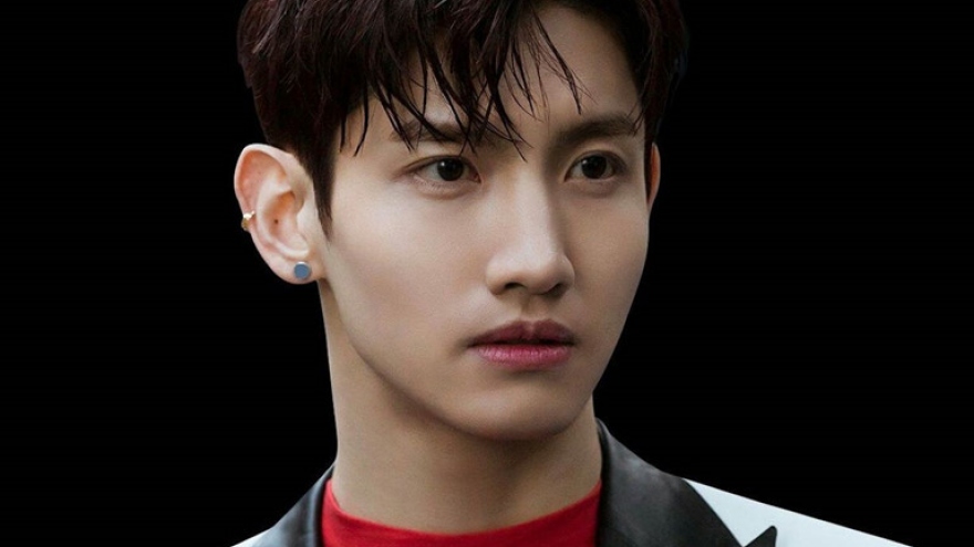 Changmin (TVXQ) lên chức bố sau 2 năm kết hôn