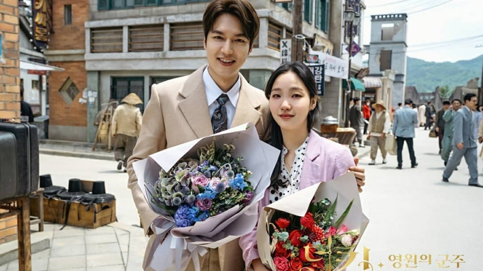 Quân vương bất diệt kết thúc đẹp: Lee Min Ho, Kim Go Eun hạnh phúc bên nhau
