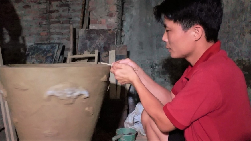 Gian nan gìn giữ nghề gốm Thổ Hà