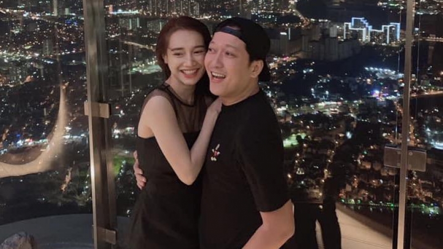 Nhã Phương đăng ảnh ngọt ngào bên ông xã, kỷ niệm 5 năm bên nhau