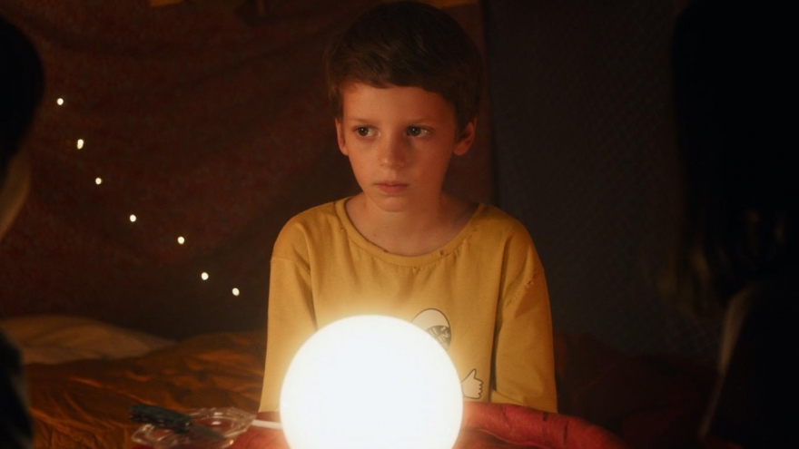 Siêu phẩm điện ảnh “Kẻ cắp nhân dạng” tung trailer kì ảo xuất sắc