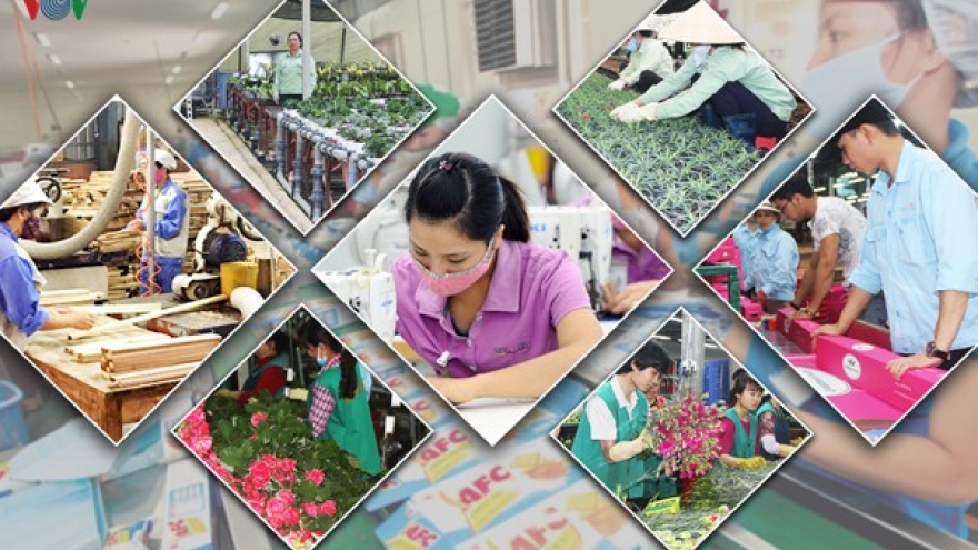 Tăng độ đàn hồi cho “lò xo” kinh tế