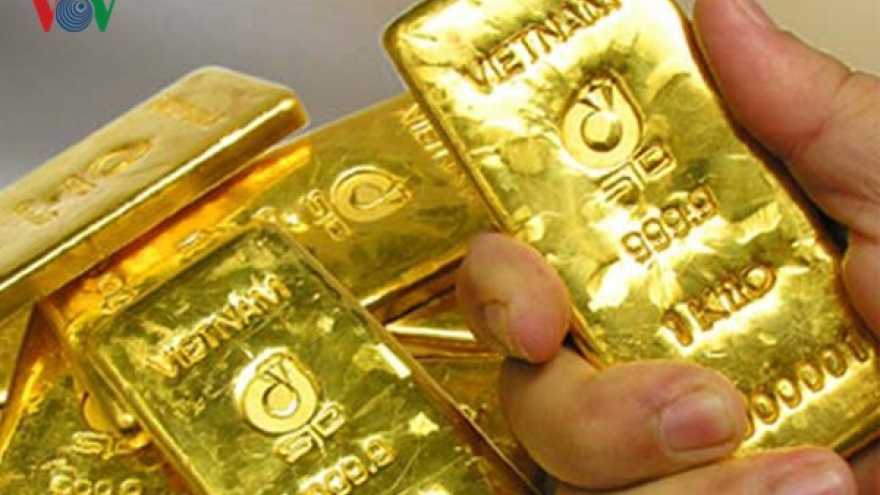 Giá vàng SJC tăng đạt mốc 49 triệu đồng/lượng