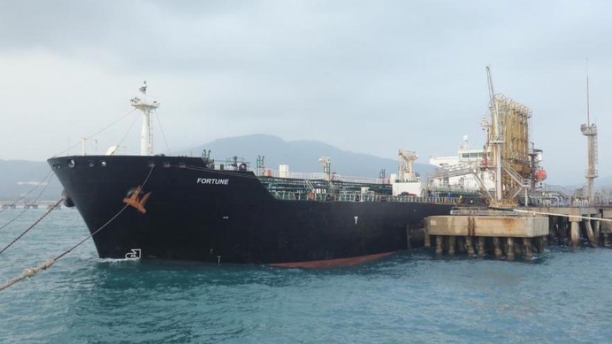 Mỹ trừng phạt thuyền trưởng của Iran do vận chuyển dầu tới Venezuela