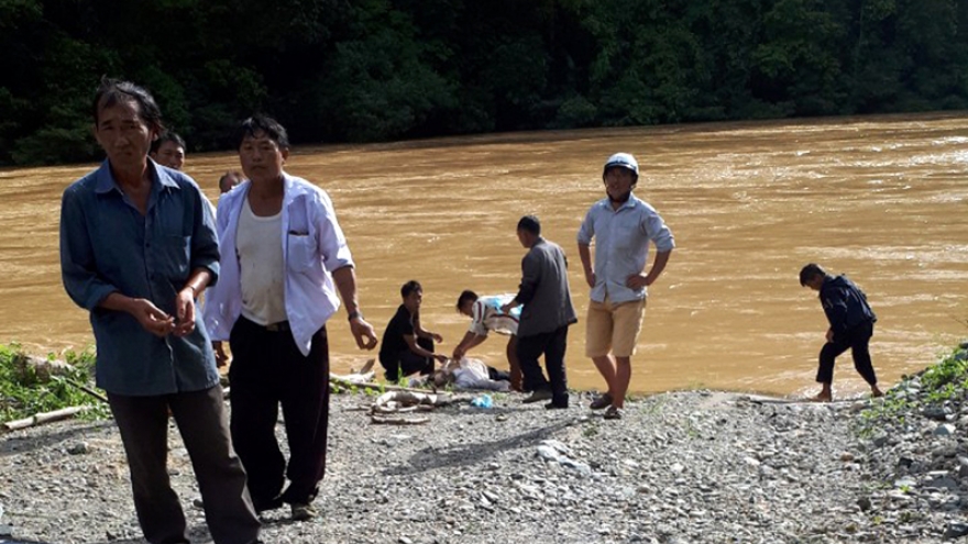 Tìm thấy nạn nhân trượt chân rơi xuống sông ở Lai Châu