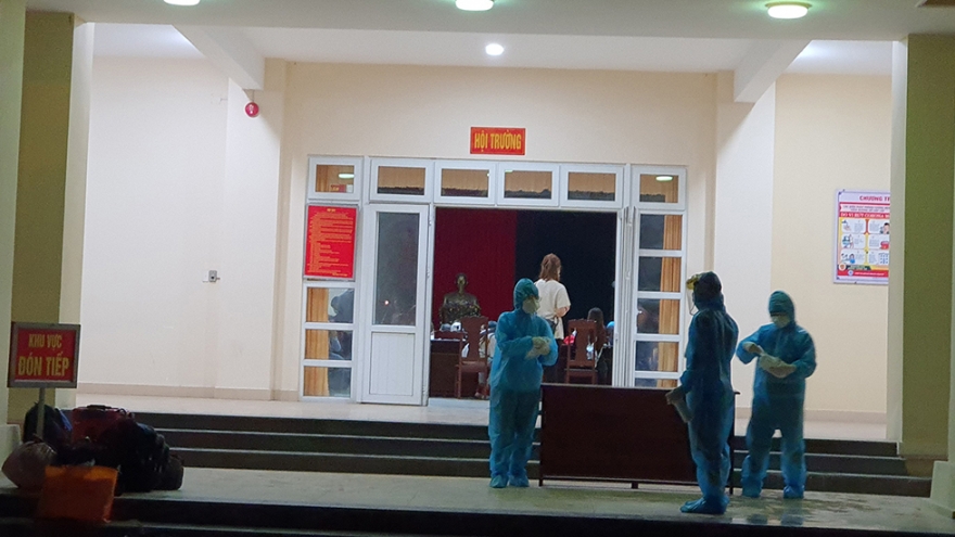 Đà Nẵng đón chuyến bay gồm chuyên gia Nhật Bản và du học sinh