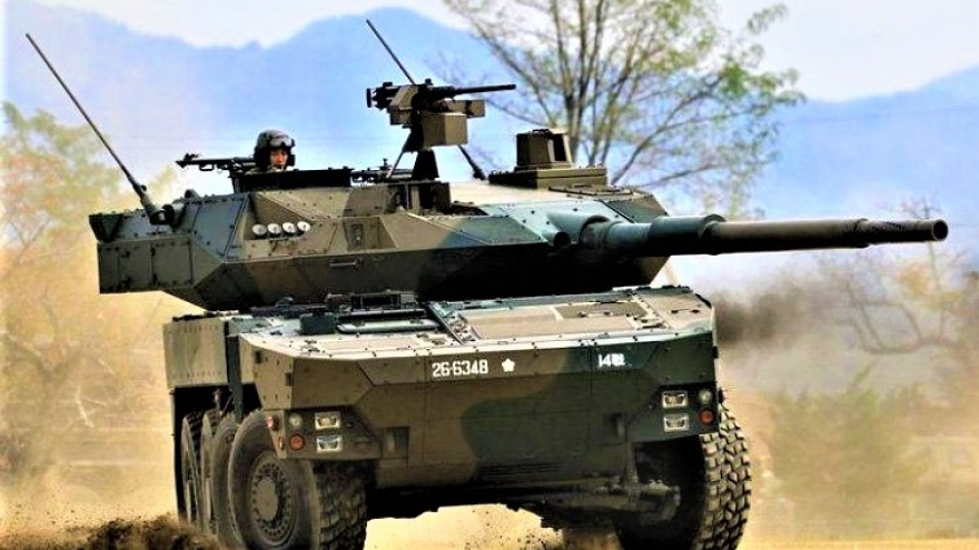 Đâu là lý do Nhật Bản thay tăng bánh xích bằng tăng bánh lốp?