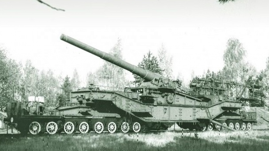 Bảo vệ Leningrad và trận đấu pháo lớn nhất trong lịch sử chiến tranh