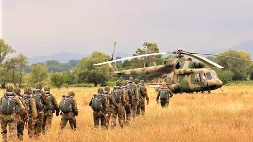 Nga kiểm tra khả năng sẵn sàng chiến đấu của quân đội, nhiều bên bất an