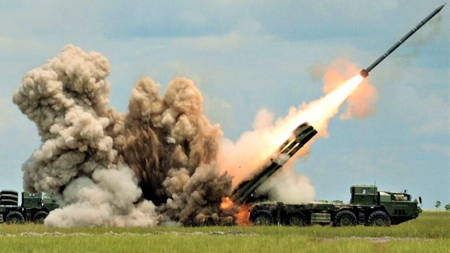 Tornado-S - kỷ nguyên mới của pháo phản lực