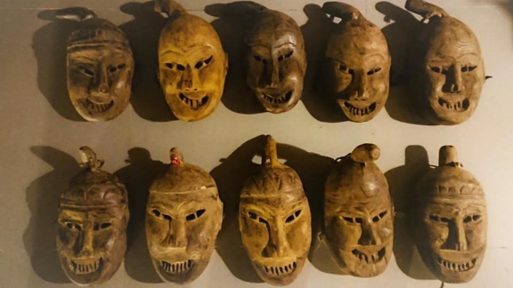 Ka đong mặt nạ trong văn hóa tín ngưỡng của người Dao - phương ngữ Mùn