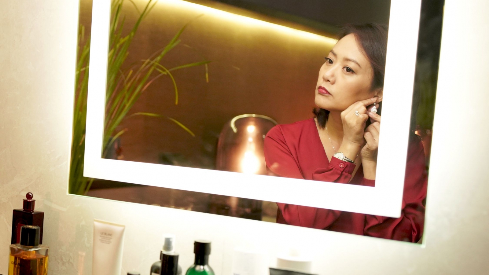 Hé lộ bối cảnh “tiền tỷ” của bom tấn Việt “Tiệc trăng máu“