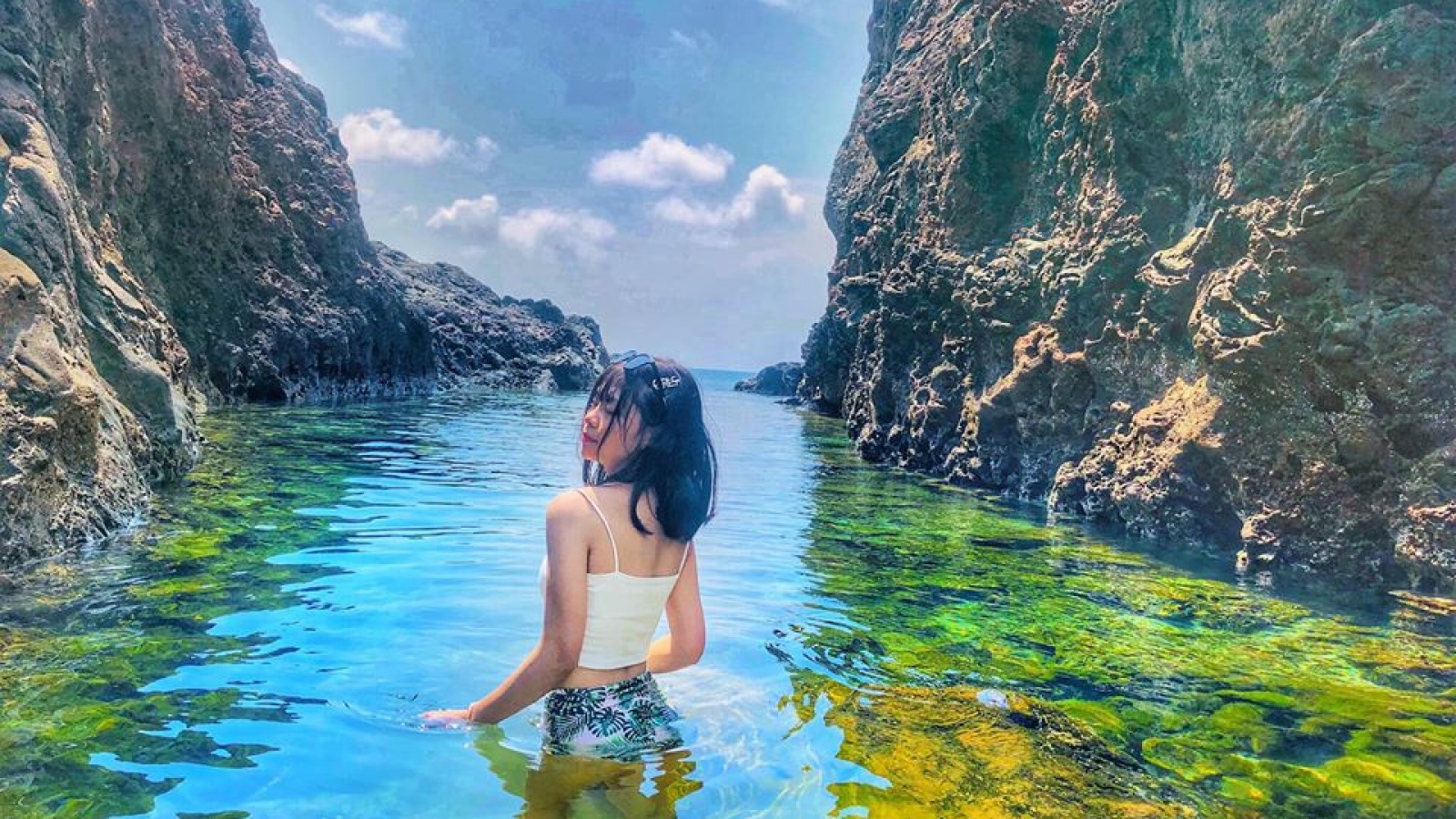5 vùng biển đẹp hút giới trẻ Việt check-in