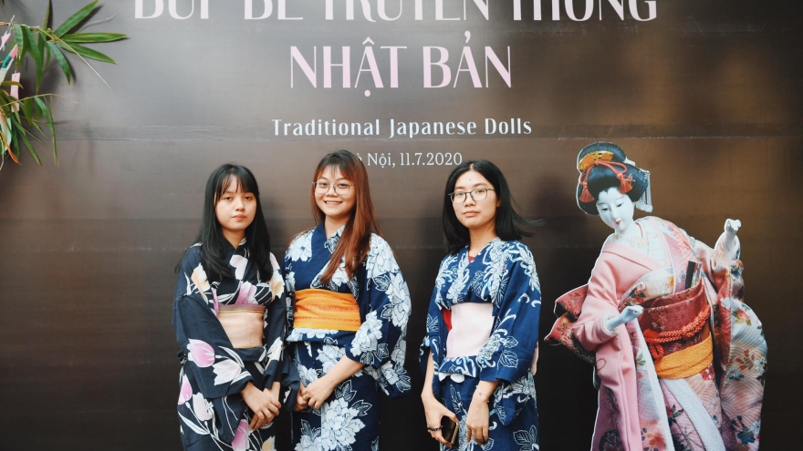 Giới trẻ Hà Nội hào hứng mặc yukata truyền thống Nhật Bản