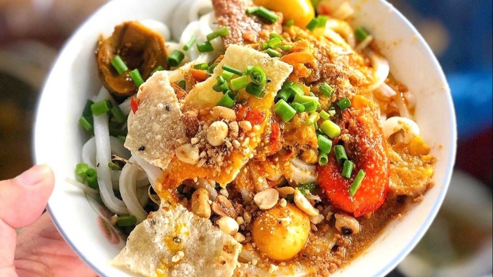 Cút lộn xào me và loạt món đường phố hút khách ở Đà Nẵng