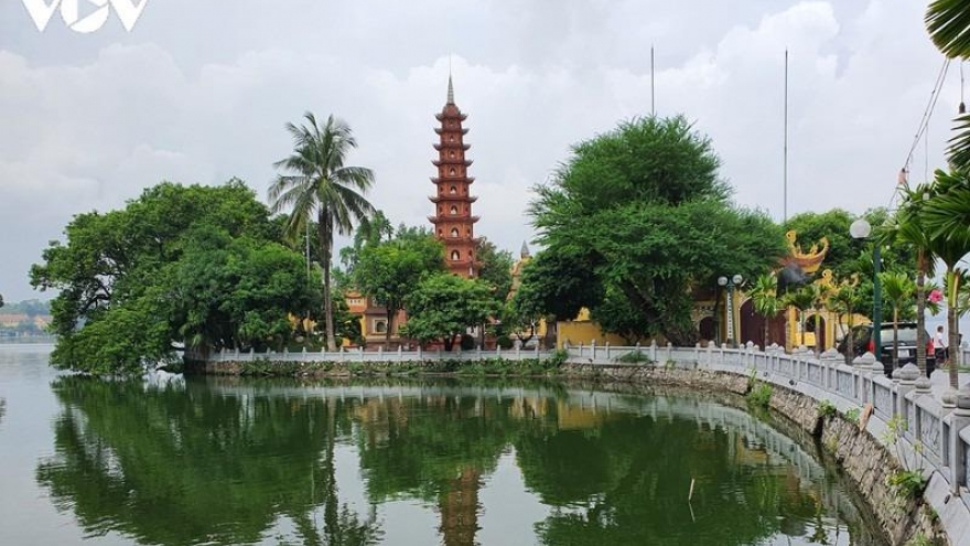 Di tích, danh thắng ở Hà Nội vắng vẻ, đìu hiu mùa dịch Covid-19
