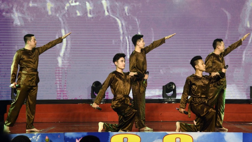 Chương trình giao lưu nghệ thuật “Tết Độc lập”