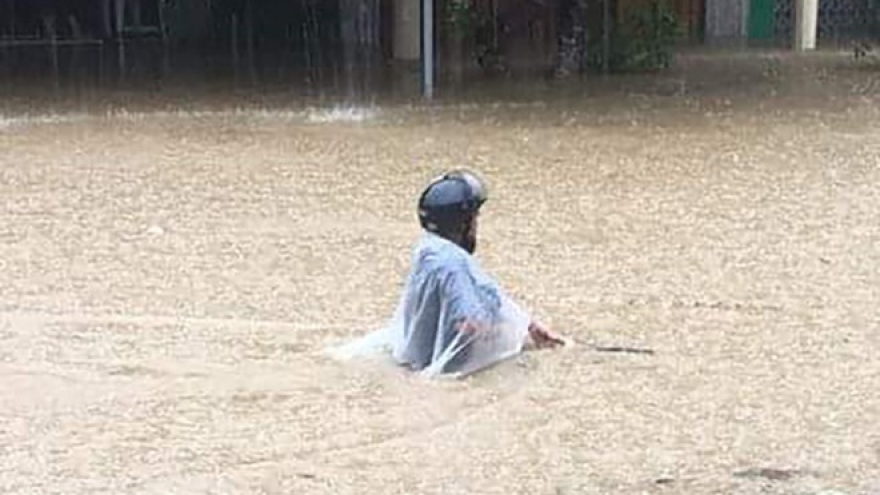 Ngập lụt khủng khiếp, thí sinh Yên Bái sẽ được đưa đón đến điểm thi