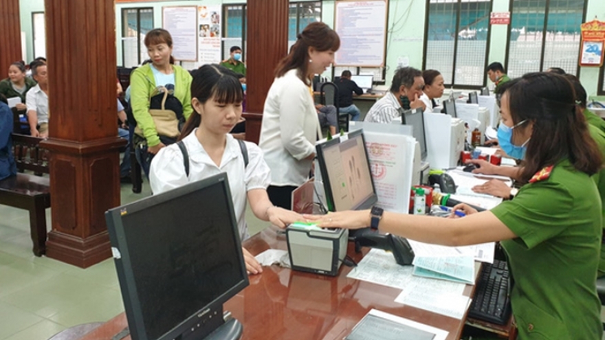 Căn cước công dân vừa đổi sẽ phải đổi lại!