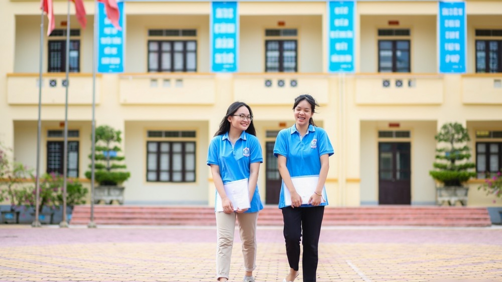 Đôi bạn thân cùng lớp giành thủ khoa 'kép' vào Trường Phan Bội Châu