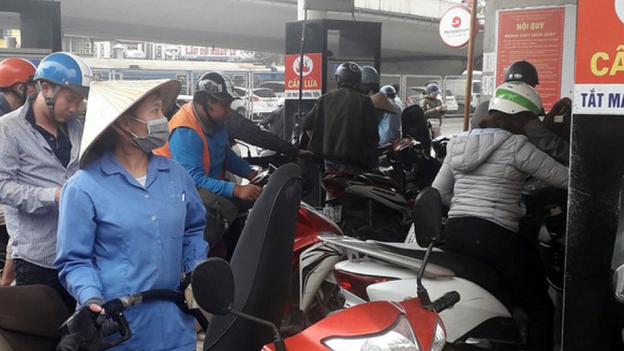 Giá xăng tăng hay giảm vào ngày mai 12/8?