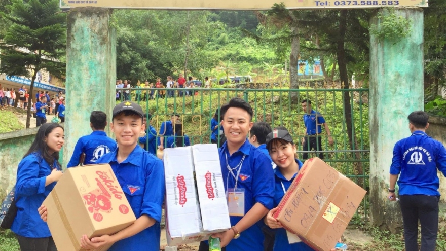 ĐH Nội vụ Hà Nội hỗ trợ sinh viên nghèo, giảm học phí toàn trường