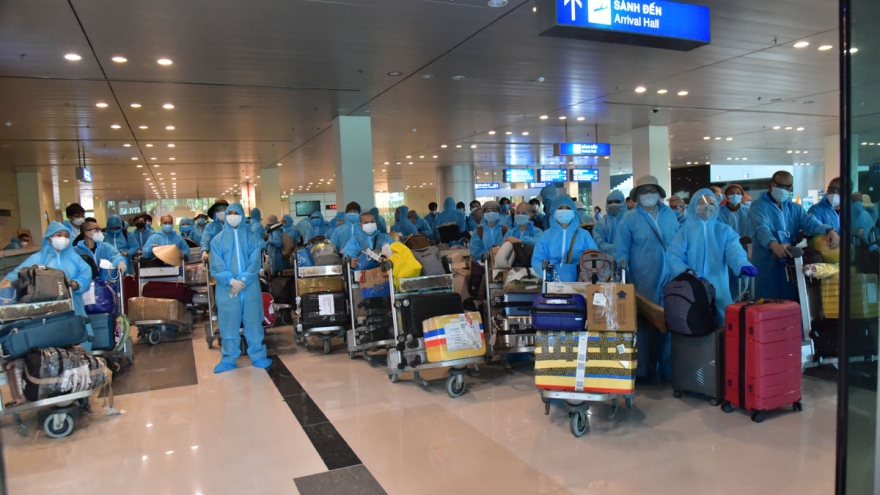 339 công dân từ Ấn Độ về nước cách ly tại Trà Vinh, Tiền Giang, Cần Thơ