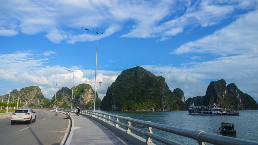 Chiêm ngưỡng tuyến đường bao biển nghìn tỷ bên vịnh Hạ Long