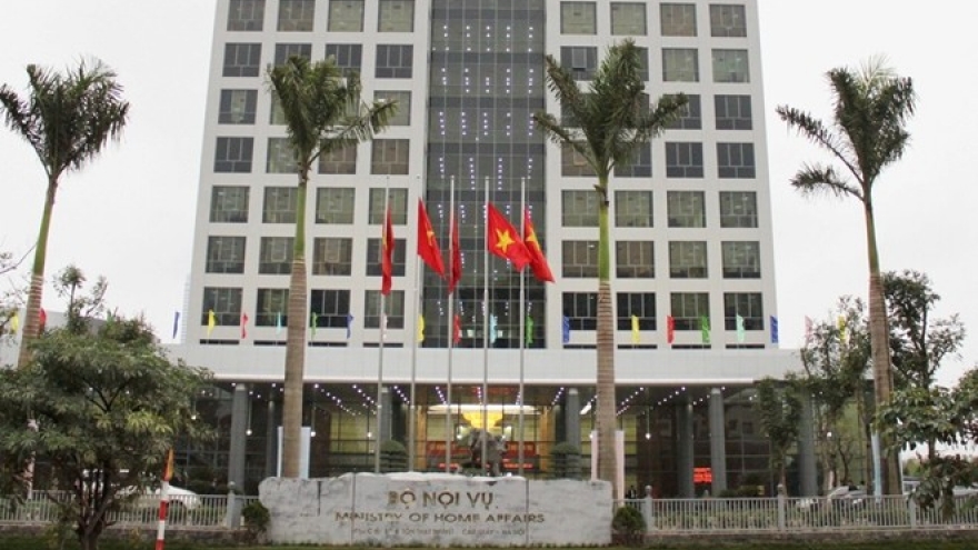 Sẽ sử dụng sơ yếu lý lịch điện tử để bổ nhiệm cán bộ