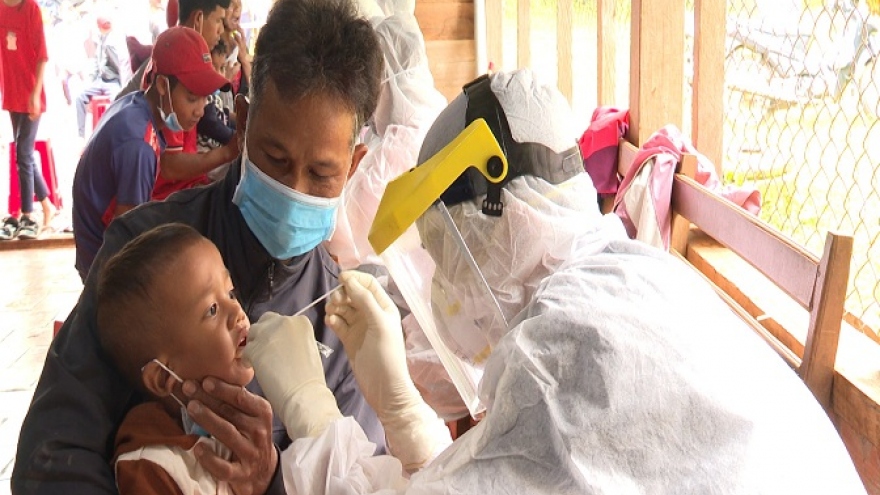 Y tế tại chỗ chưa đủ sức chống dịch bạch hầu tại Đắk Nông