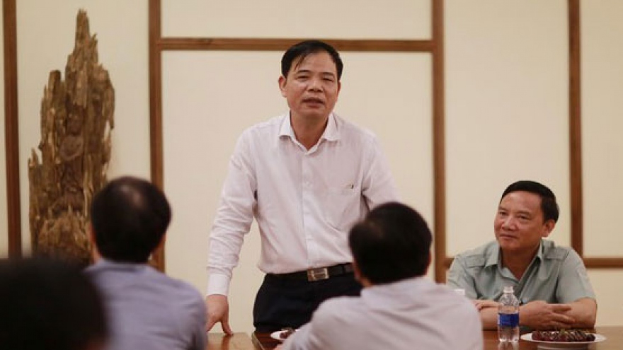Bộ trưởng Nguyễn Xuân Cường thăm công ty Trầm hương Khánh Hòa
