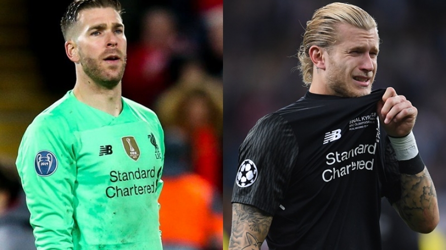 Firmino trổ tài làm thủ môn, CĐV Liverpool tranh thủ “đá xoáy” Karius và Adrian