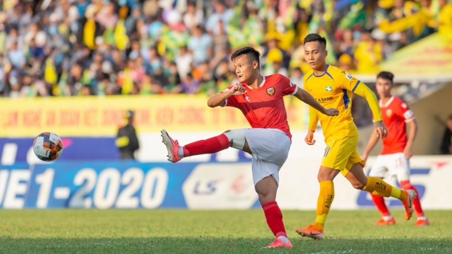 SLNA hòa kịch tính Hà Tĩnh, Hà Nội FC đánh rơi 2 điểm trước Đà Nẵng