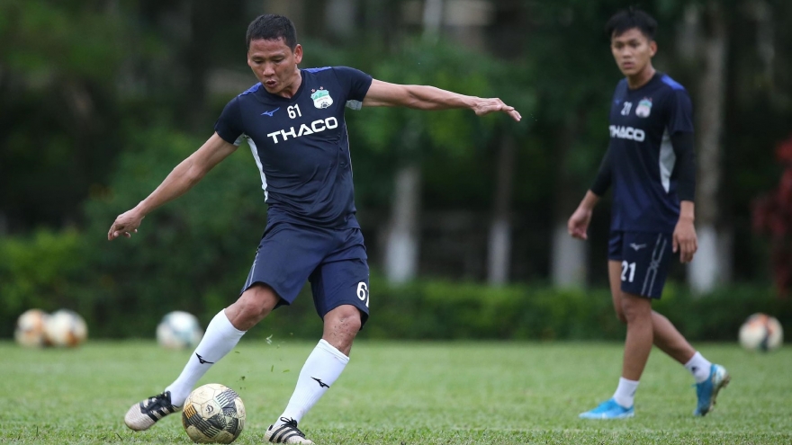 Tiền đạo Anh Đức nhận số áo “lạ” khi gia nhập HAGL