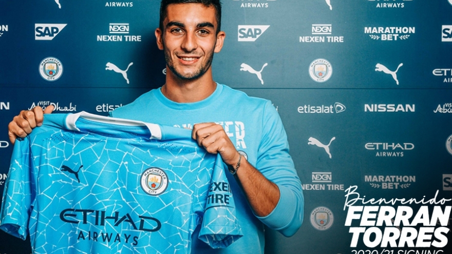 Tân binh của Man City “đá xoáy” đội bóng cũ không thương tiếc