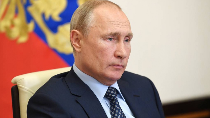 Tổng thống Nga V.Putin cảnh báo về làn sóng dịch Covid-19 thứ hai
