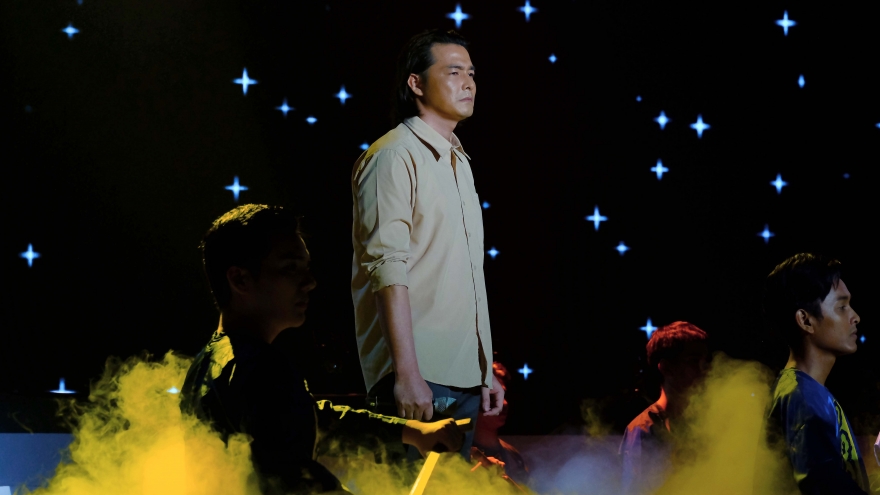 Ca sĩ Phi Nhung thẳng thắn “chê” Quách Ngọc Ngoan trên sóng truyền hình